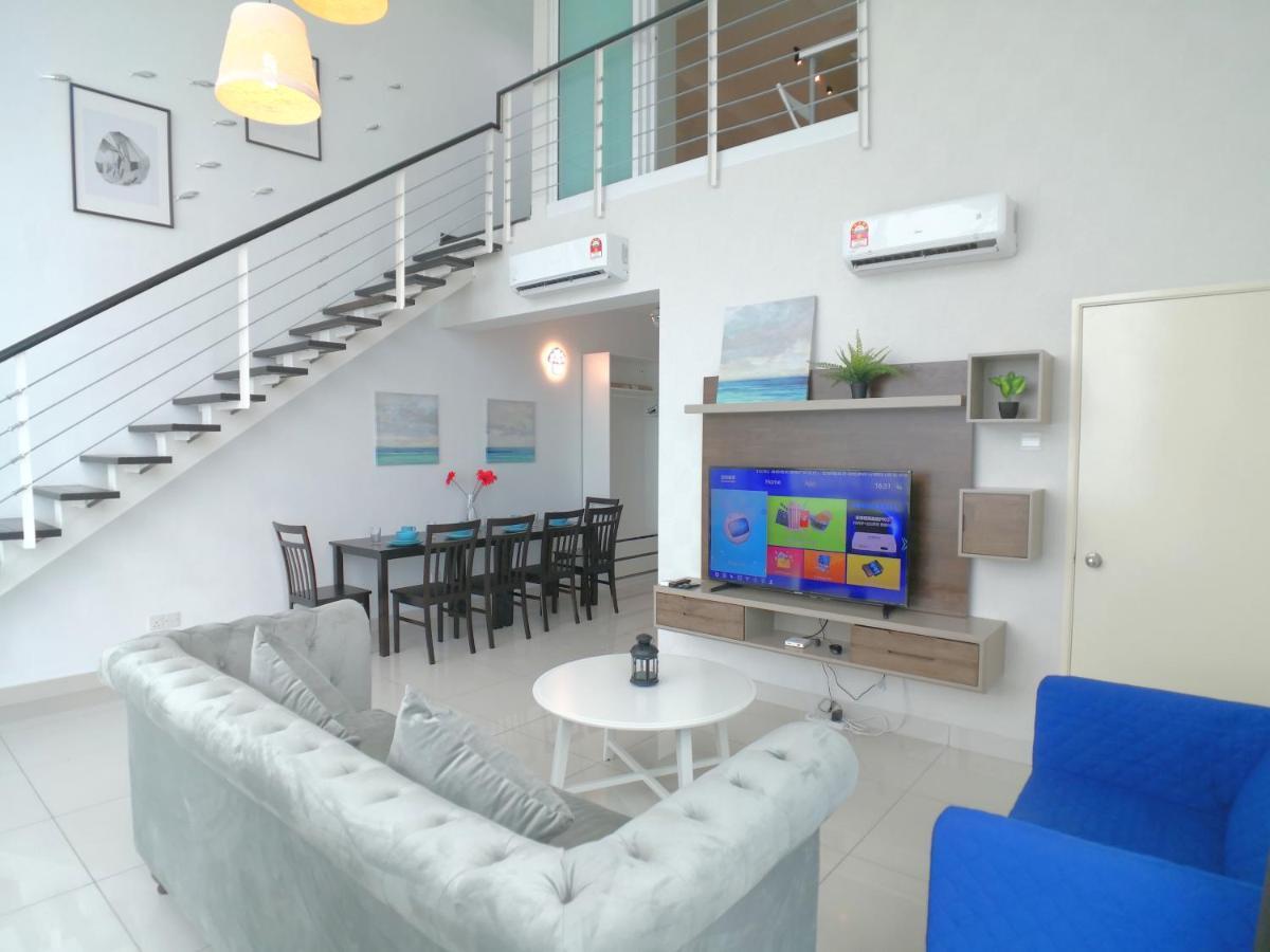 Maritime Suites By Comfy Джордж Таун Екстериор снимка